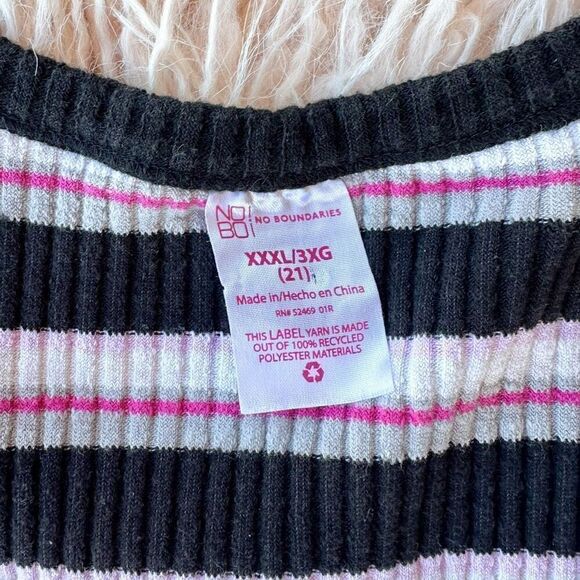 Ribbed Top  - Picture 2 of 4